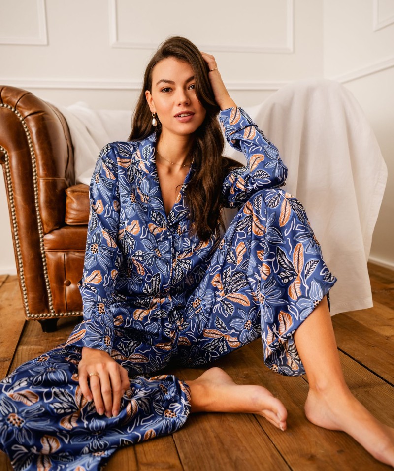 Pyjama en satin femme : chemise et pantalon